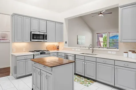 4512 Slickrock Cove Austin TX 78747