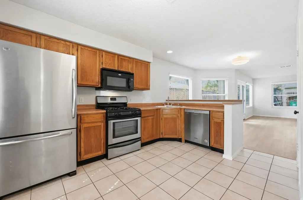 9104 Wagtail Drive Austin TX 78748