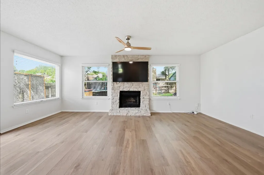 9104 Wagtail Drive Austin TX 78748