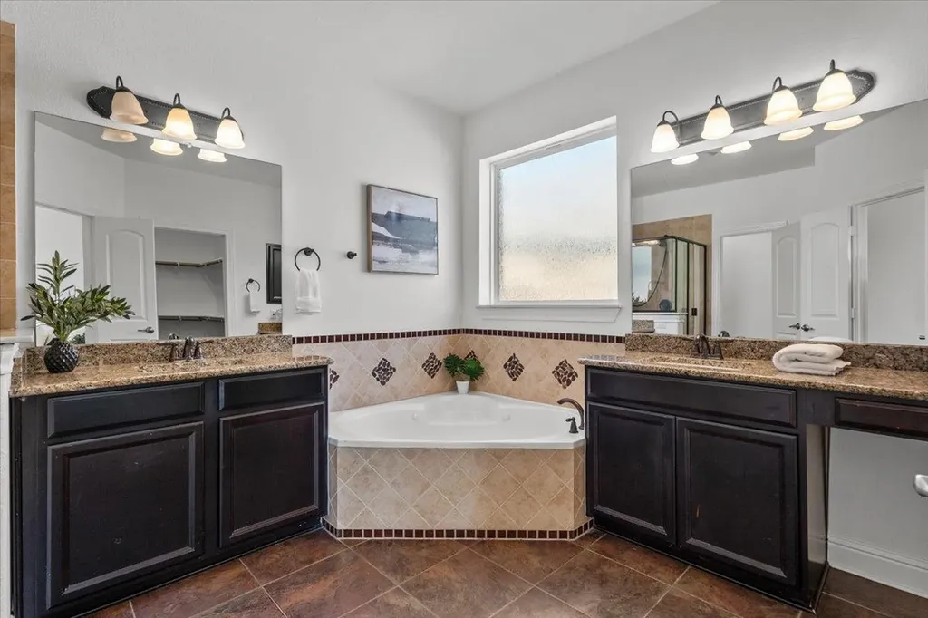 8517 Evelina Trail Austin TX 78737