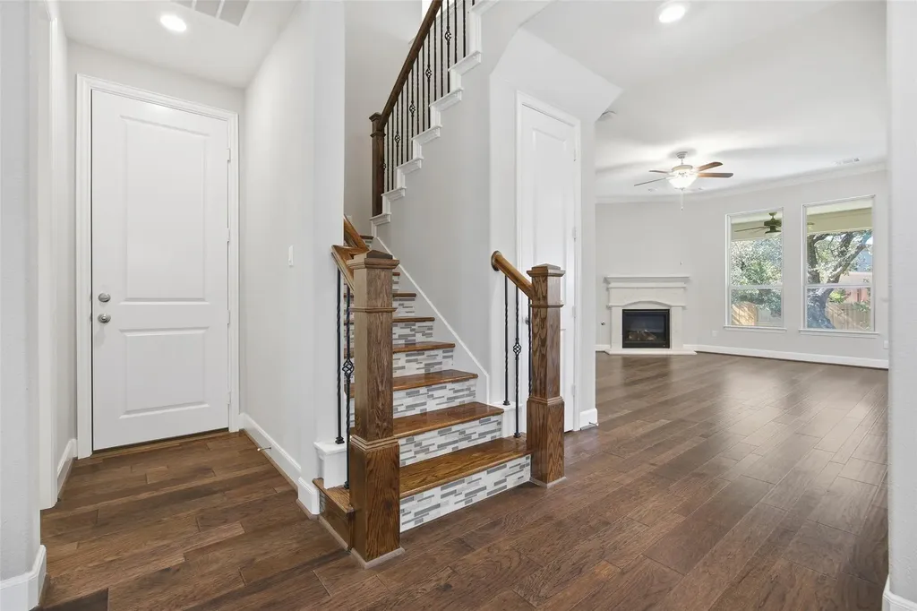 103 County Road 180 Leander TX 78641