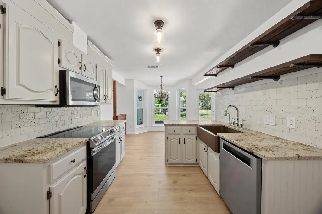 11019 Southwest Oaks Austin TX 78737