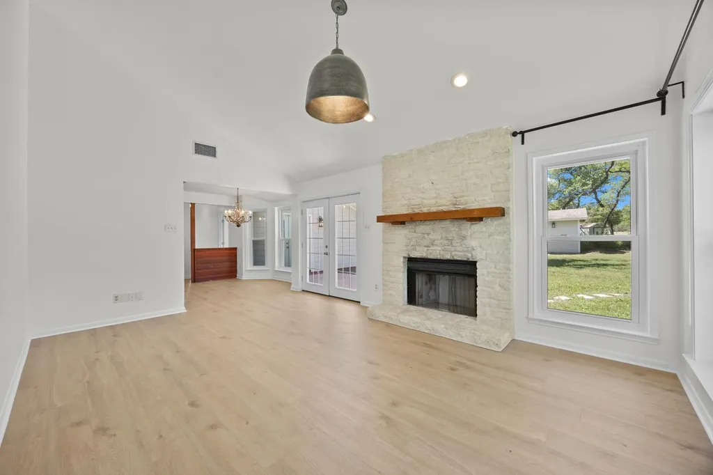 11019 Southwest Oaks Austin TX 78737