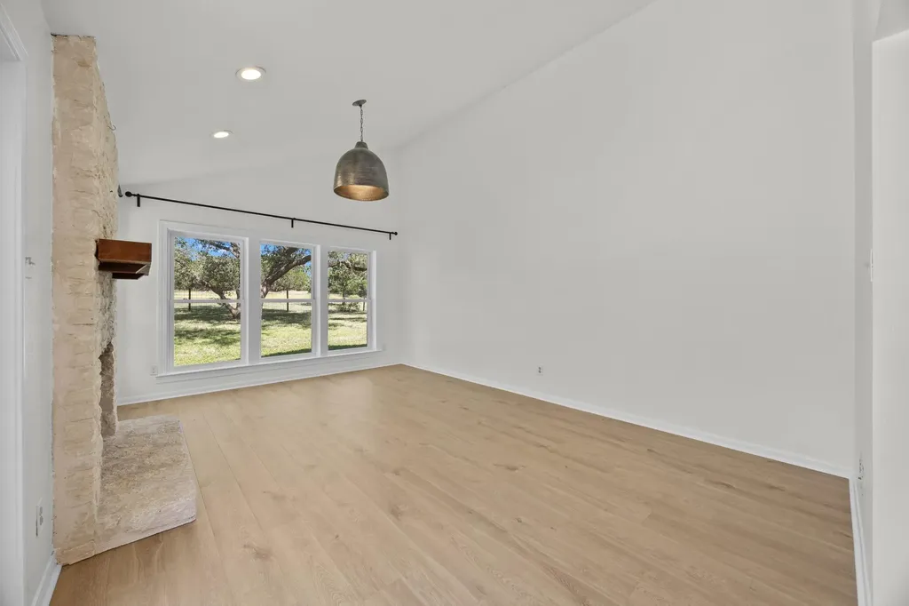 11019 Southwest Oaks Austin TX 78737