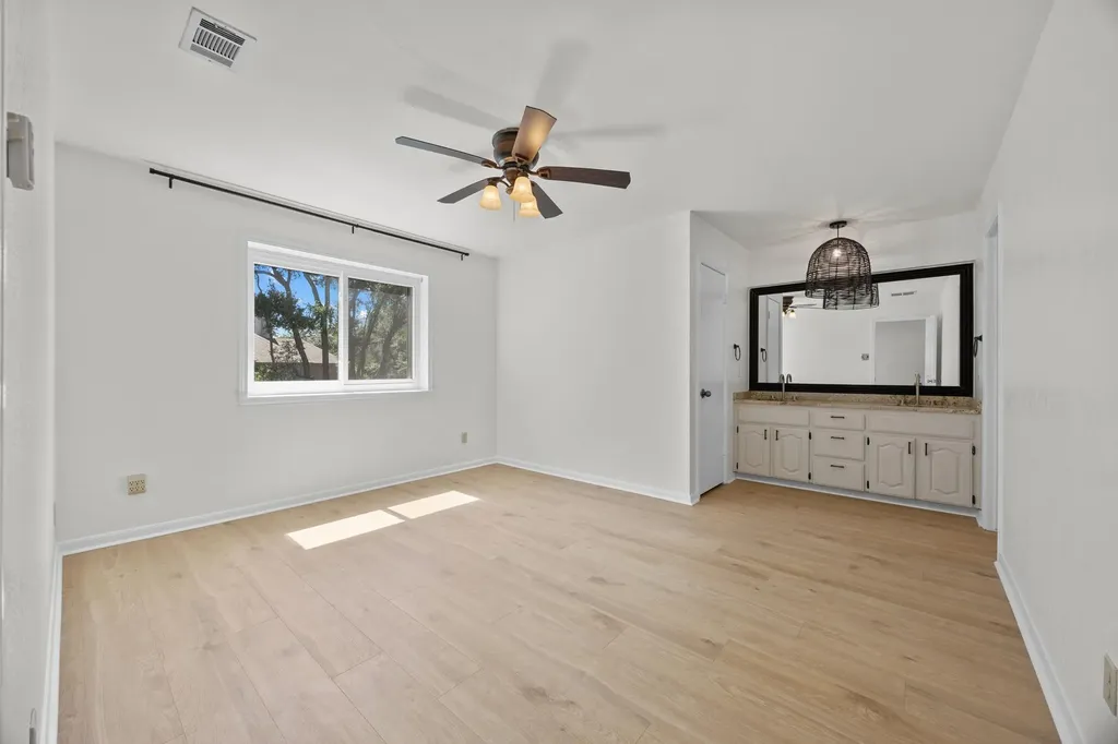11019 Southwest Oaks Austin TX 78737
