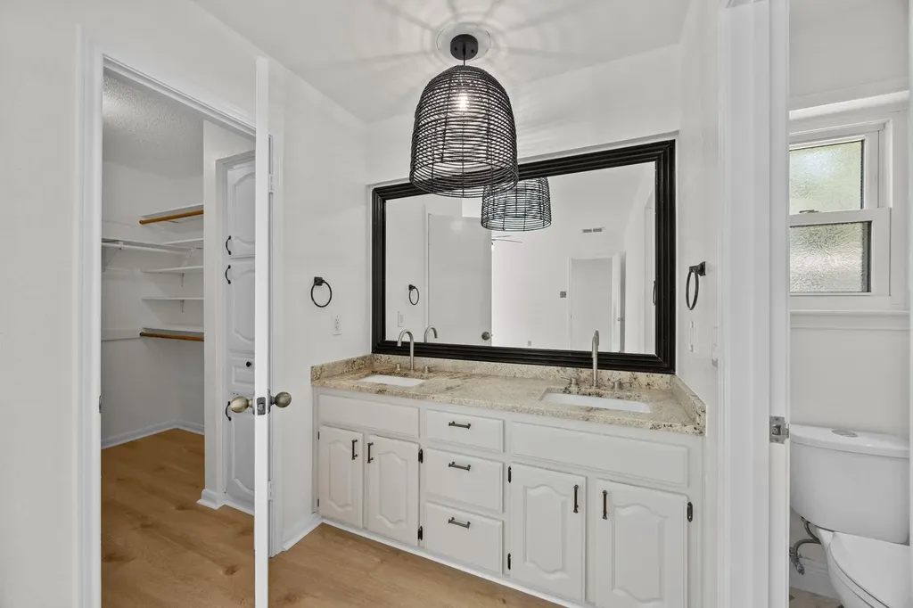 11019 Southwest Oaks Austin TX 78737