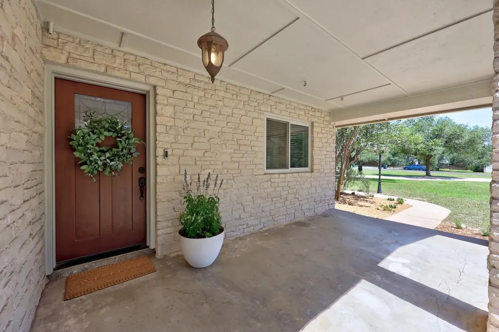 11019 Southwest Oaks Austin TX 78737