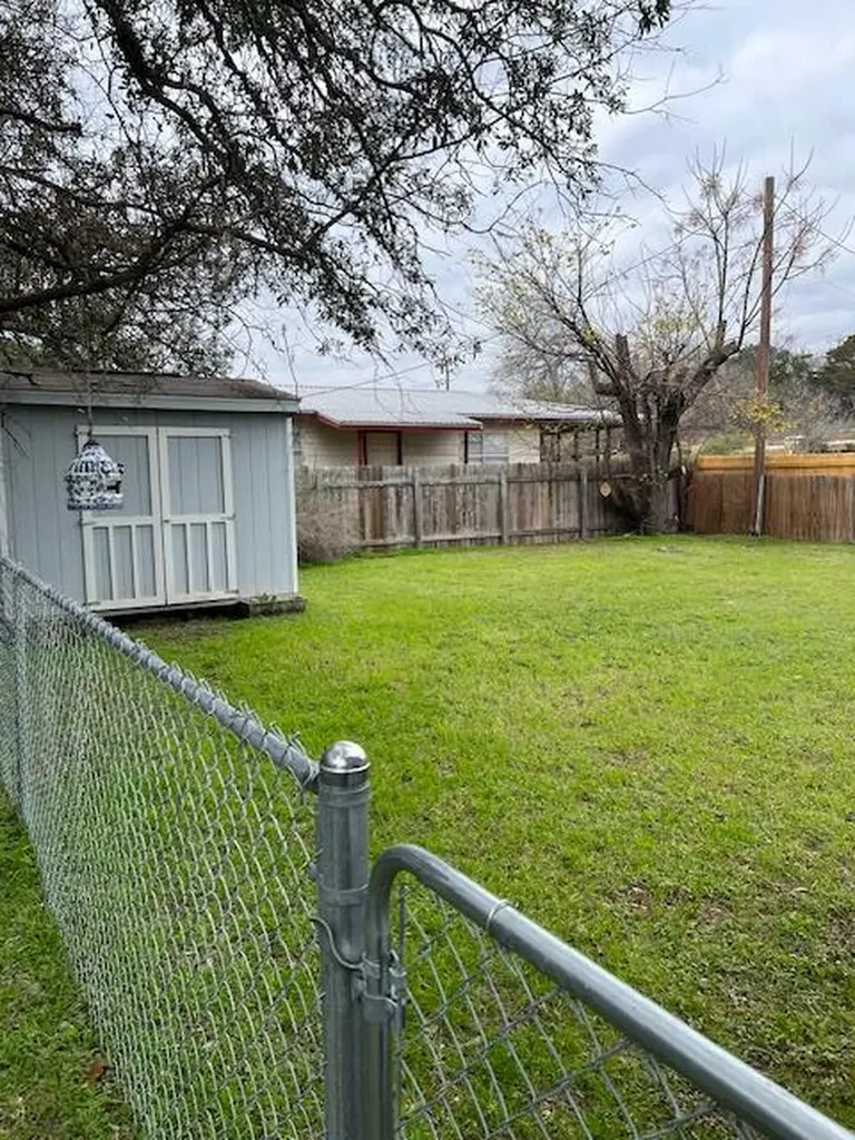 110 Midnight Sun Drive Spicewood TX 78669