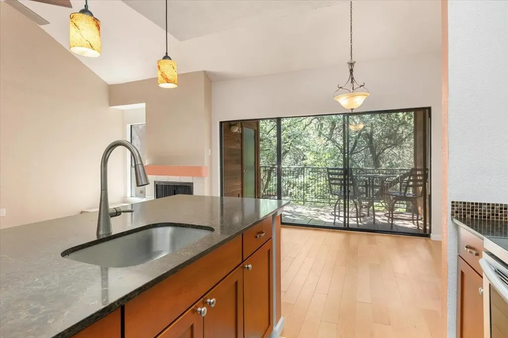 4711 Spicewood Springs Road Austin TX 78759