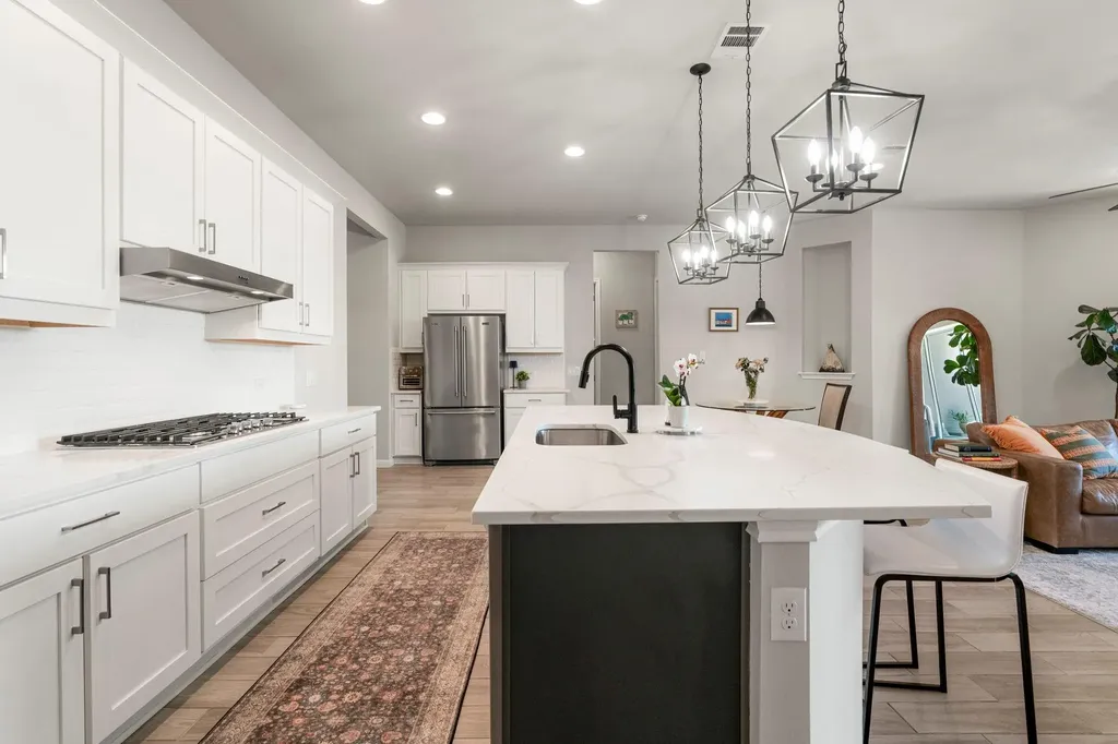 546 Hazy Hills Loop Dripping Springs TX 78620