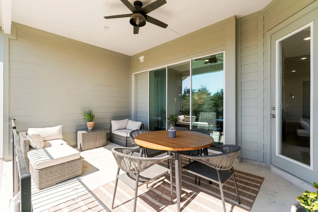 546 Hazy Hills Loop Dripping Springs TX 78620