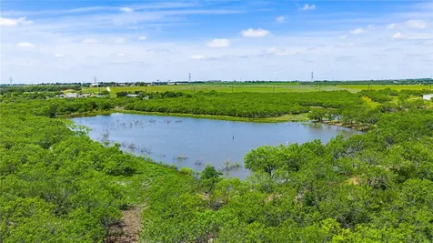 1293 Pioneer Road Seguin TX 78155