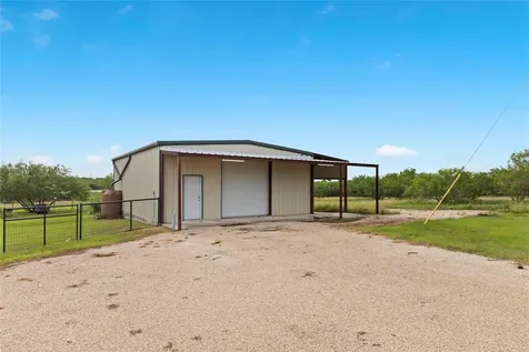 1293 Pioneer Road Seguin TX 78155