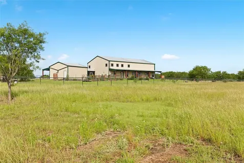 1293 Pioneer Road Seguin TX 78155