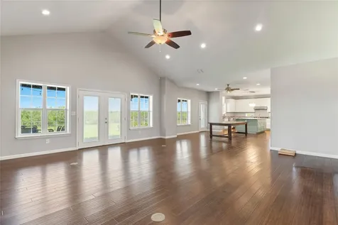1293 Pioneer Road Seguin TX 78155