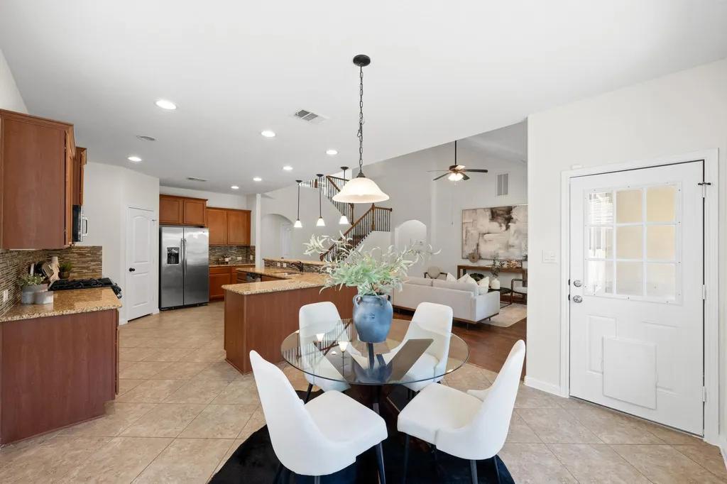 608 Royal Burgess Drive Round Rock TX 78664
