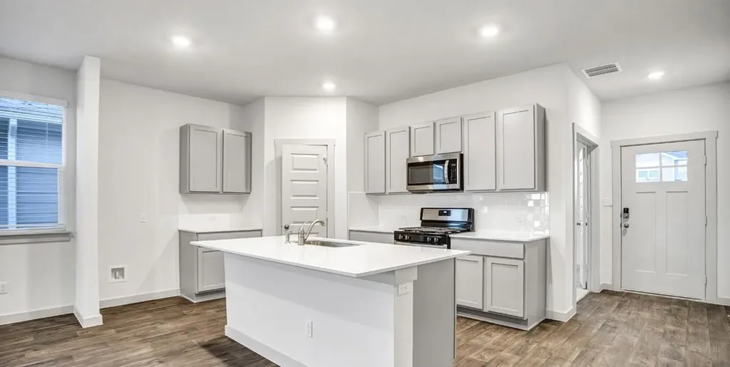 10601 Seguin Street Austin TX 78754