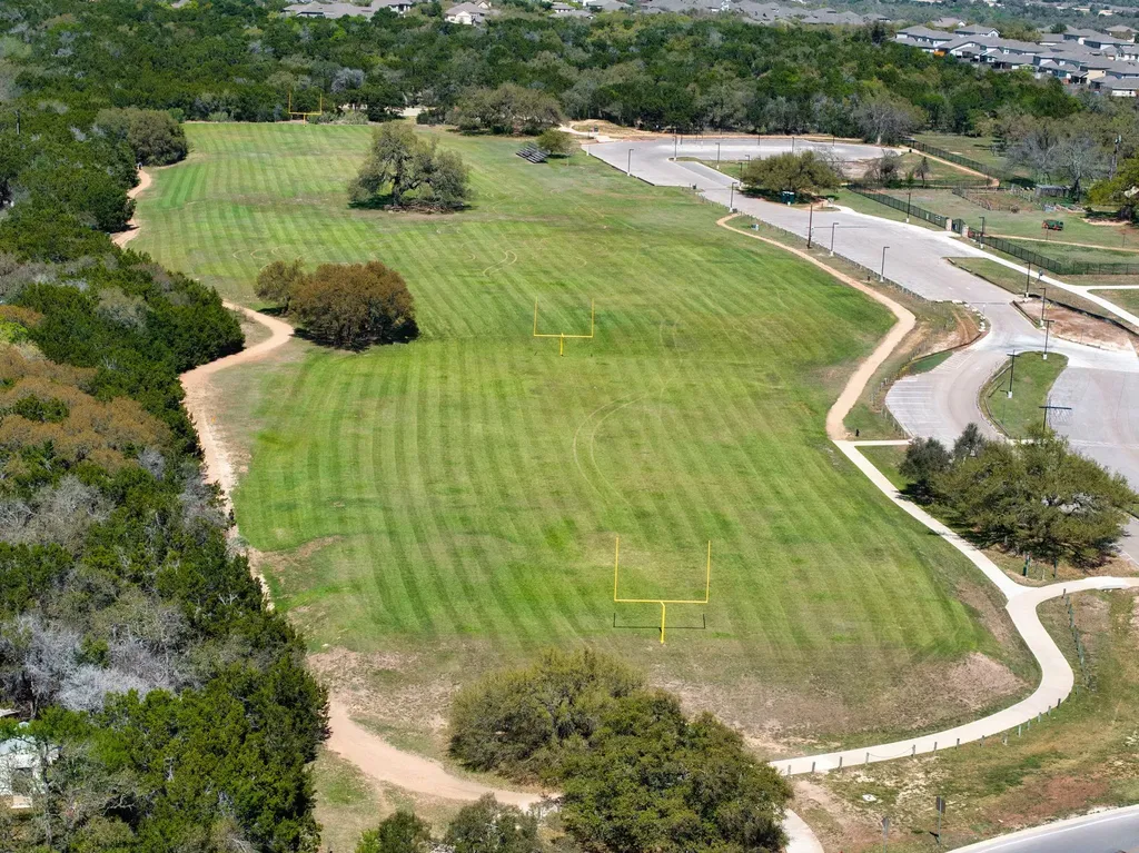 174 El Capitan Loop Dripping Springs TX 78620