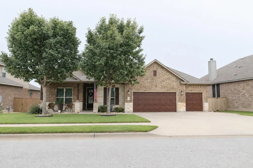 2928 San Milan Pass Round Rock TX 78665