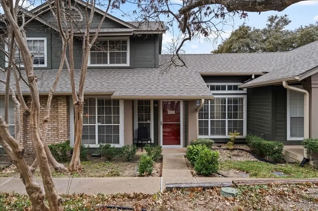 1015 E Yager Lane Austin TX 78753