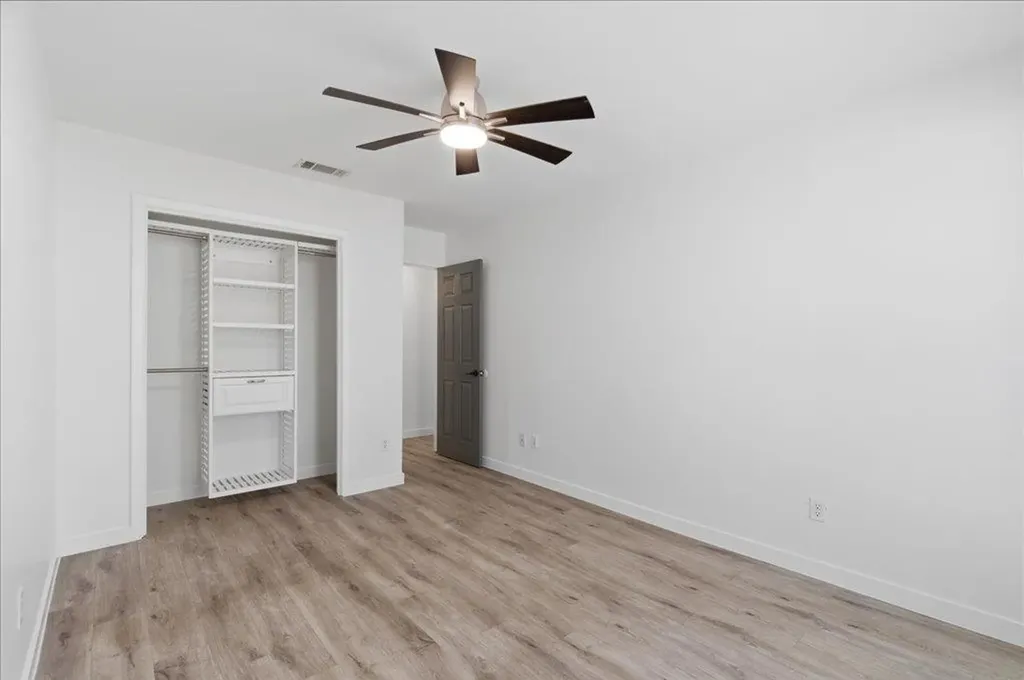 1015 E Yager Lane Austin TX 78753