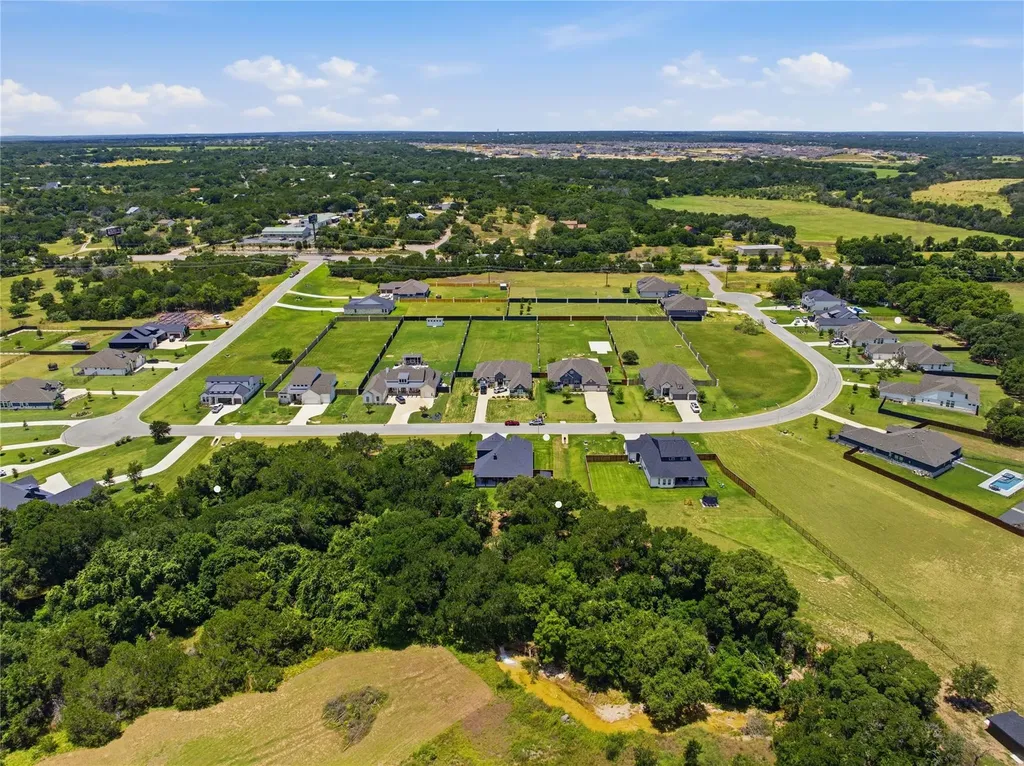 150 Mcnaughton Drive Liberty Hill TX 78642