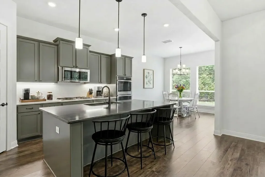 150 Mcnaughton Drive Liberty Hill TX 78642