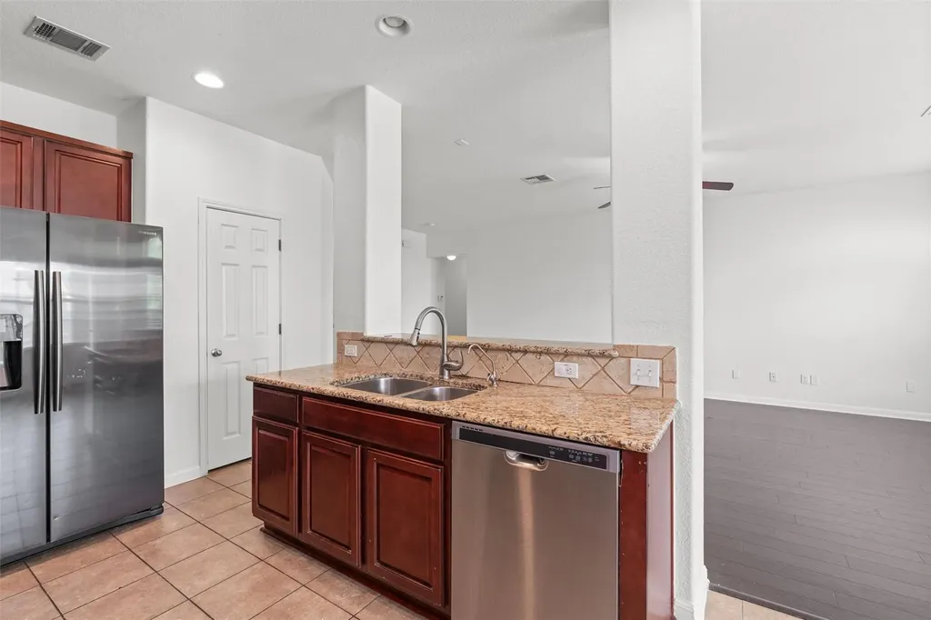 1049 Regency Lane Round Rock TX 78665