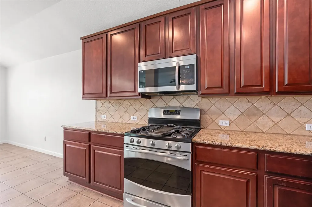 1049 Regency Lane Round Rock TX 78665