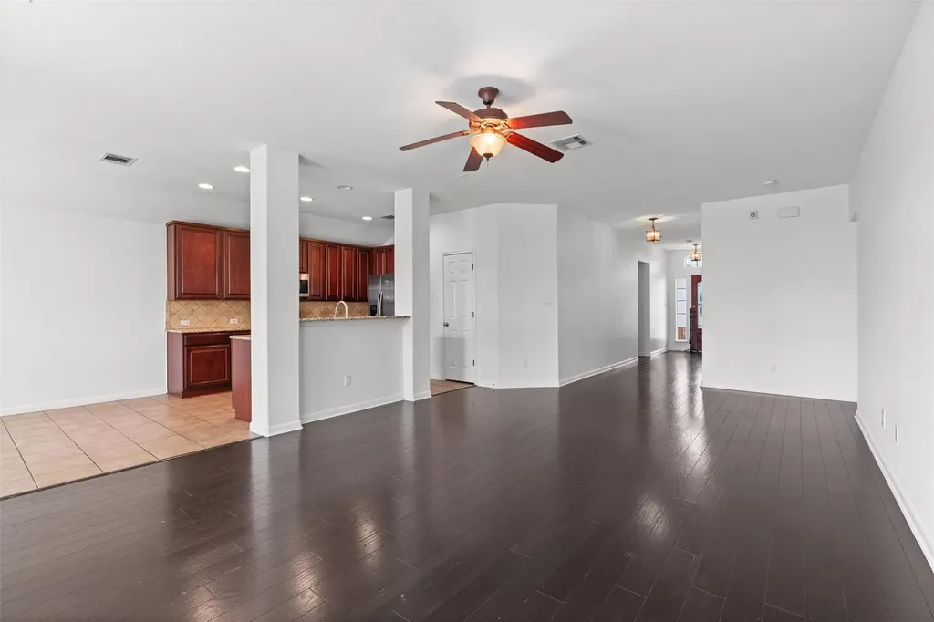1049 Regency Lane Round Rock TX 78665