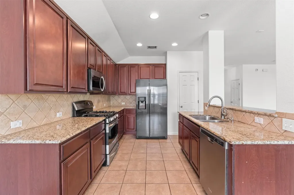 1049 Regency Lane Round Rock TX 78665