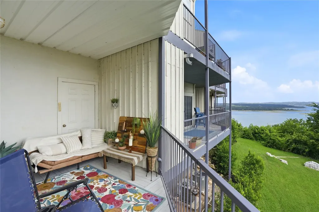 2918 Ranch Road 620 Road N Austin TX 78734