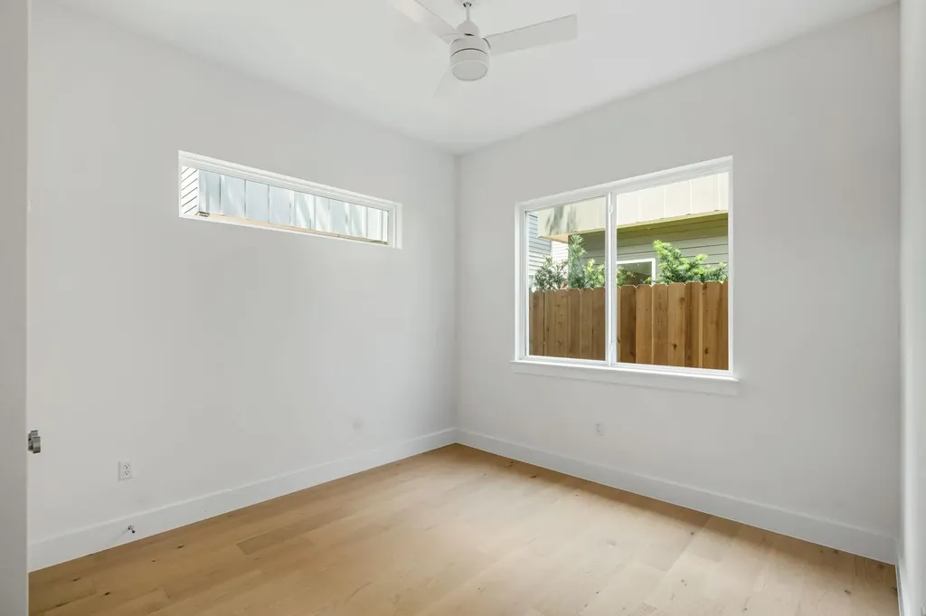 6409 Bradsher Austin TX 78745