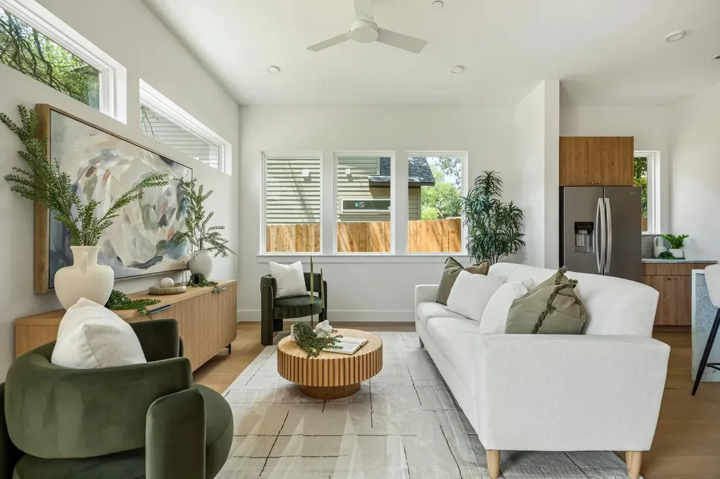 6409 Bradsher Austin TX 78745