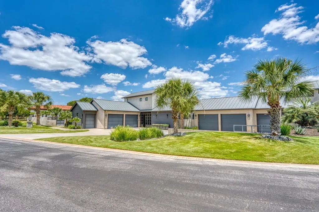 116 Wennmohs Place Horseshoe Bay TX 78657