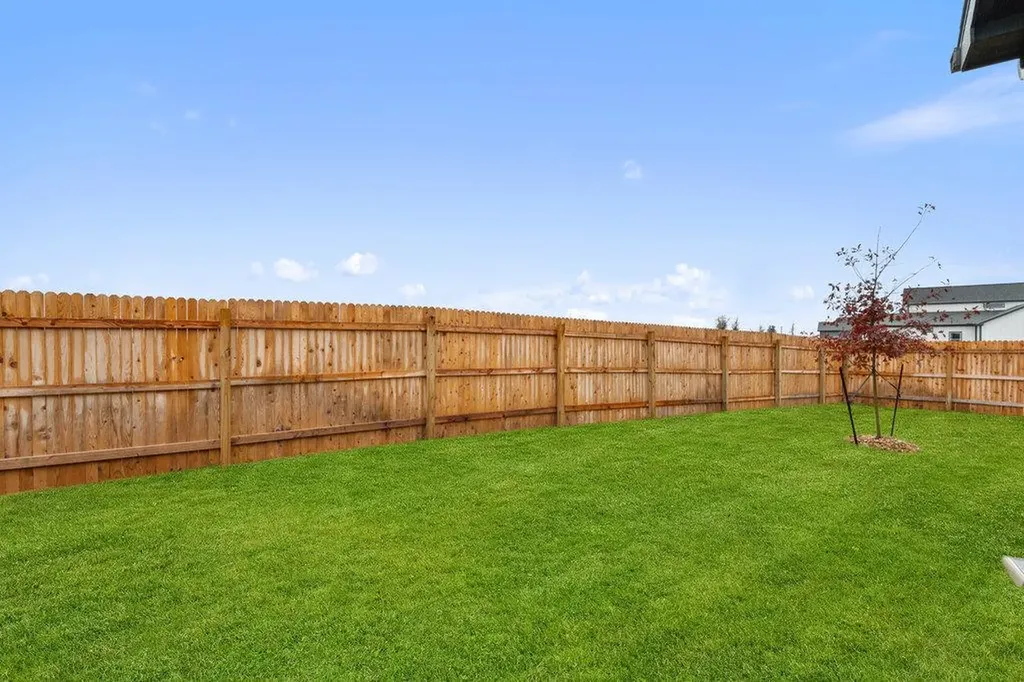 2025 Applewood Drive Lockhart TX 78644