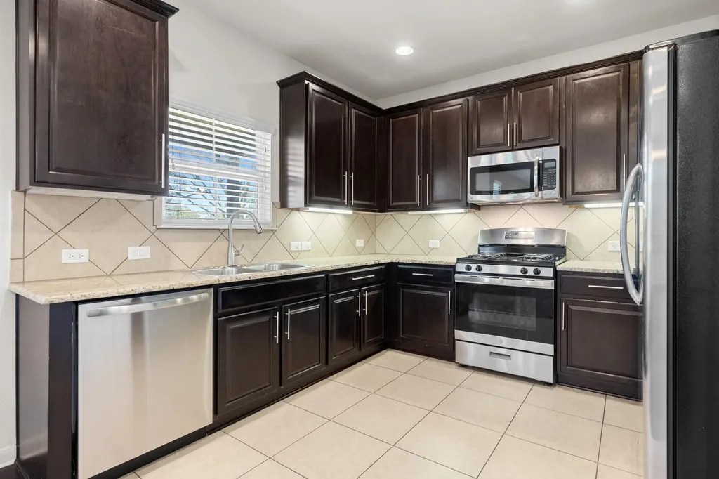 8601 Rock Pigeon Drive Austin TX 78729