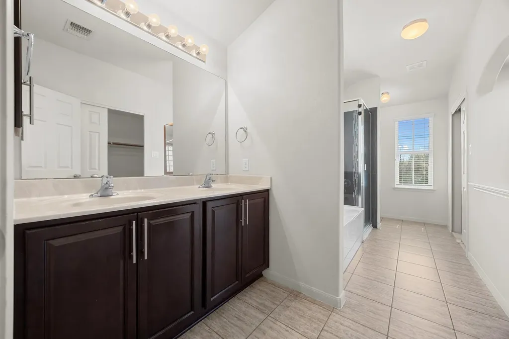 8601 Rock Pigeon Drive Austin TX 78729