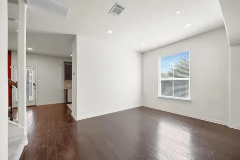 8601 Rock Pigeon Drive Austin TX 78729