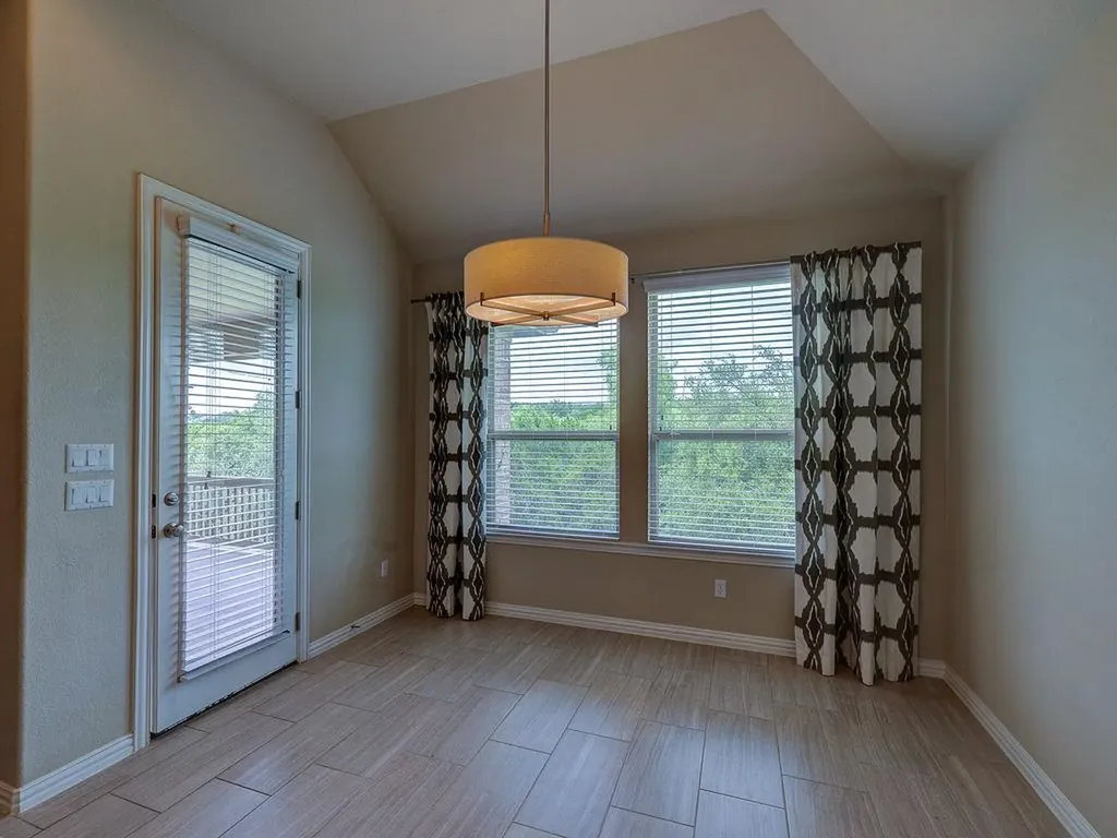 5117 Texas Bluebell Drive Spicewood TX 78669