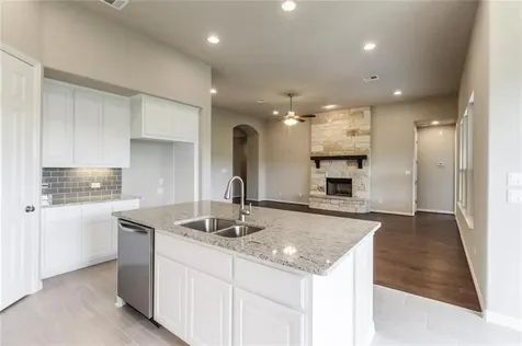 5117 Texas Bluebell Drive Spicewood TX 78669