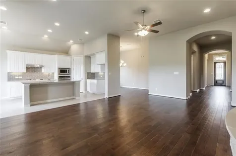 5117 Texas Bluebell Drive Spicewood TX 78669