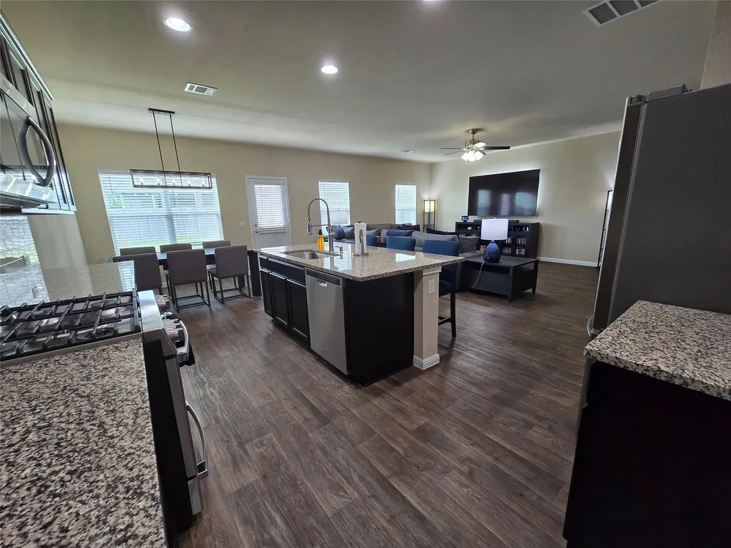 212 Yoakum Street Leander TX 78641