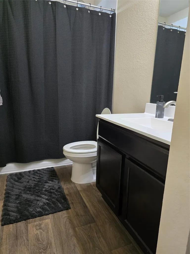 212 Yoakum Street Leander TX 78641