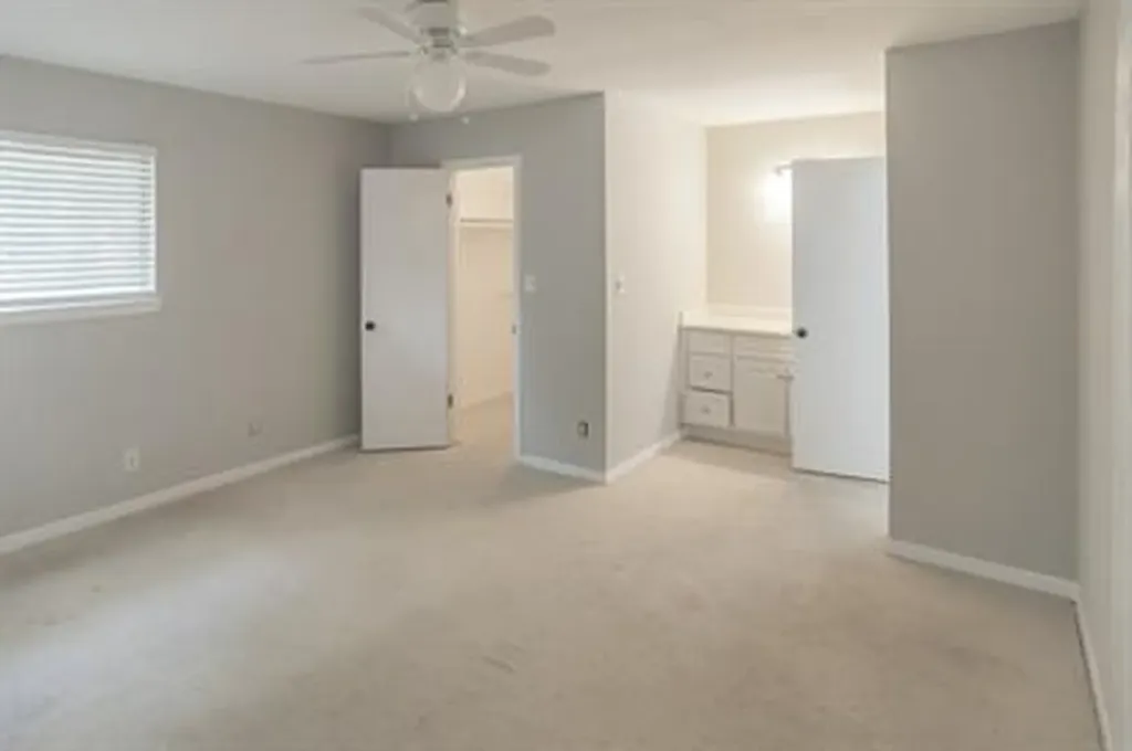 1506 Aquifer Cove Austin TX 78746