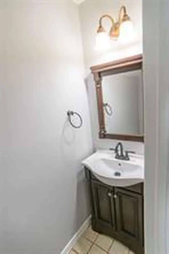1506 Aquifer Cove Austin TX 78746