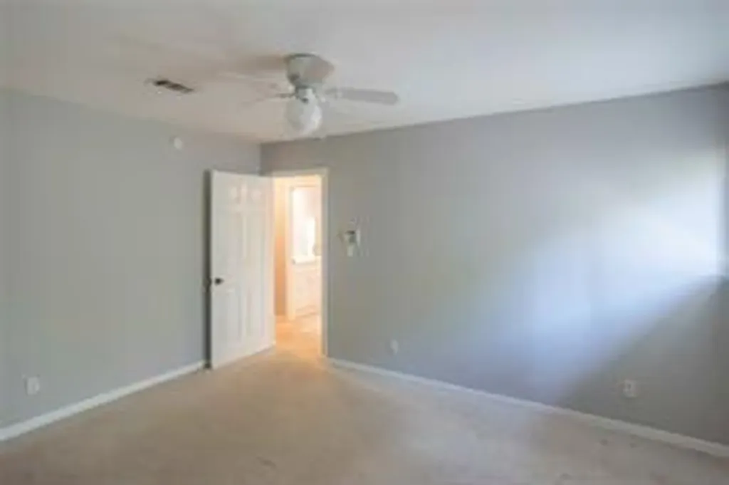 1506 Aquifer Cove Austin TX 78746