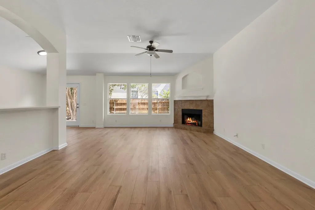9616 Magna Carta Loop Austin TX 78754