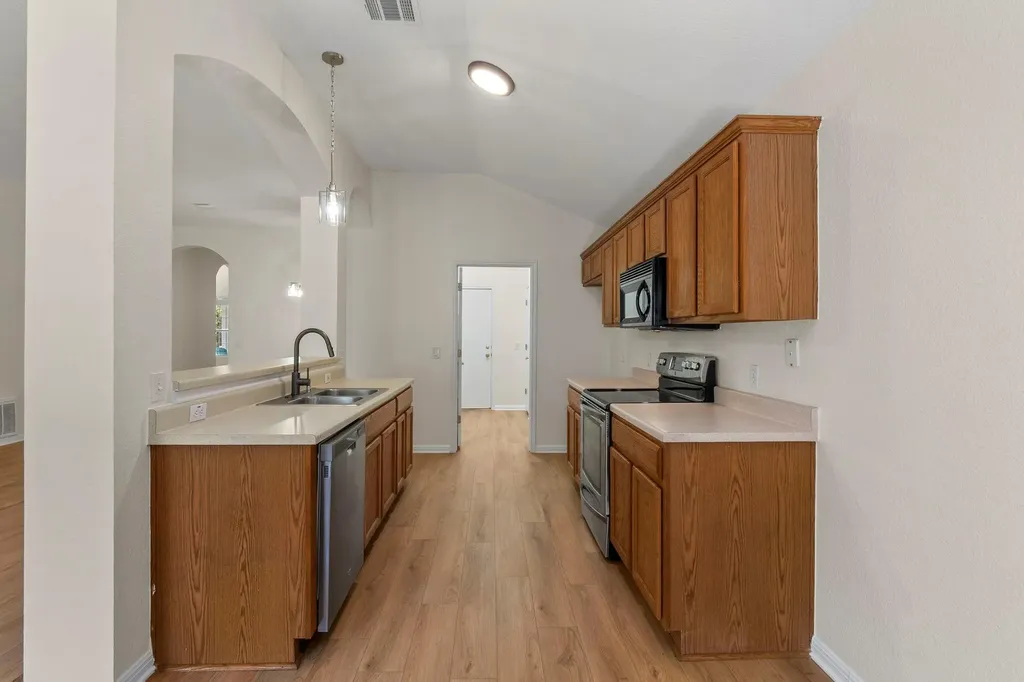 9616 Magna Carta Loop Austin TX 78754