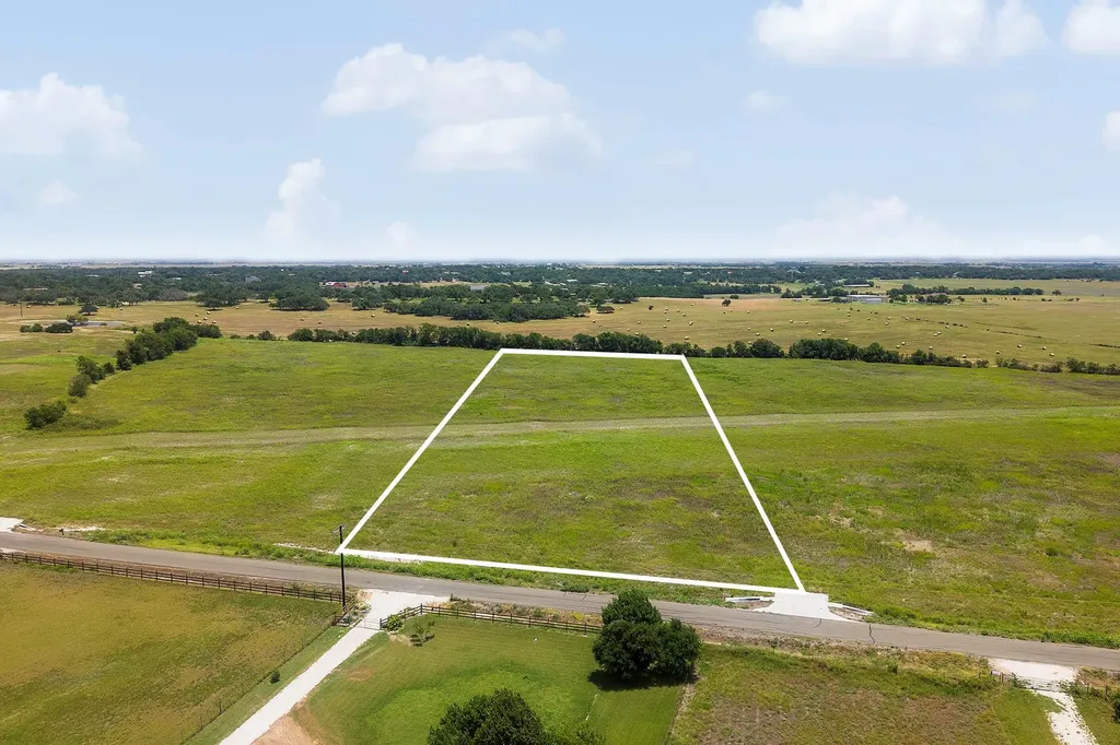 1250 County Road 153 - Lot 9 Georgetown TX 78626